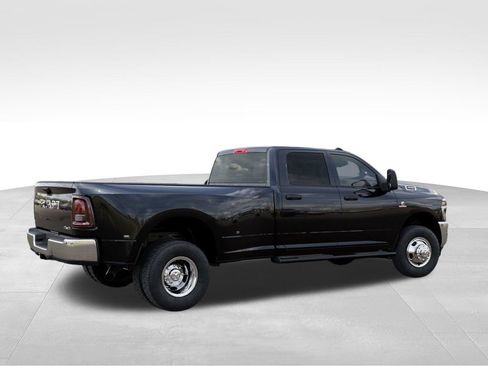 New 2026 RAM 3500 Tradesman image 4