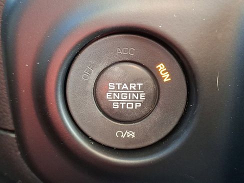 Used 2021 Jeep Wrangler Unlimited Sahara w/ Cold Weather Group image 22