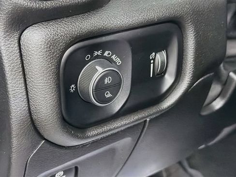 Used 2021 RAM 1500 Big Horn AWD/4WD image 10