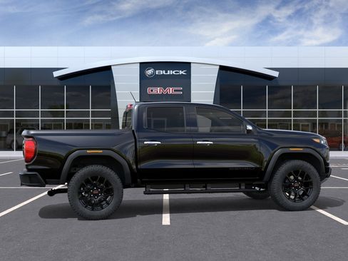 New 2026 GMC Canyon Denali w/ LPO, Denali Black Edition AWD/4WD image 32