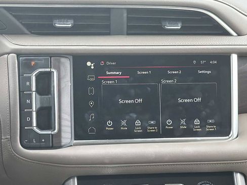 Used 2024 GMC Yukon Denali w/ Denali Reserve Package image 3