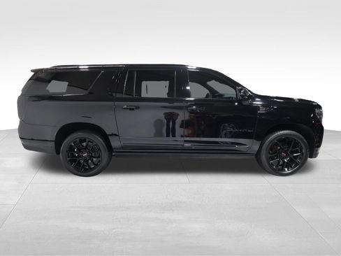 Certified 2023 GMC Yukon XL Denali w/ Advanced Technology Package AWD/4WD image 5