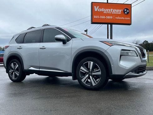 Used 2022 Nissan Rogue SL w/ SL Premium Package FWD image 1