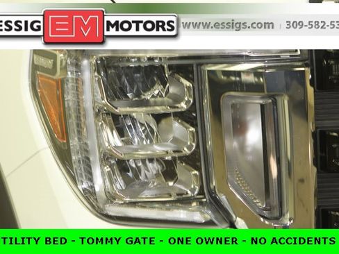 Used 2020 GMC Sierra 2500 2WD Regular Cab w/ Convenience Package image 13