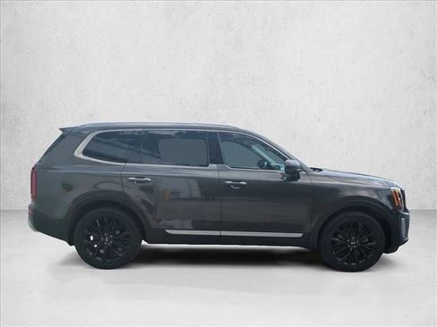 Used 2020 Kia Telluride SX w/ SX Prestige Package image 4