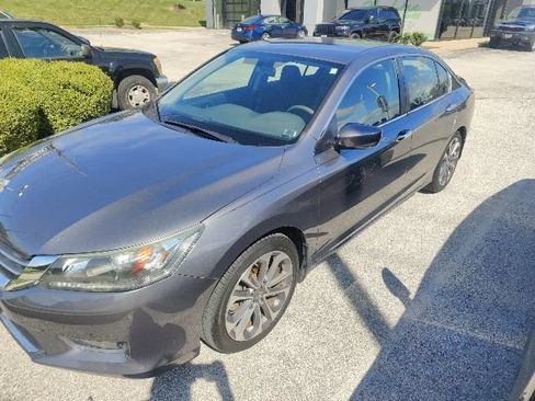 Used 2014 Honda Accord Sport image 7