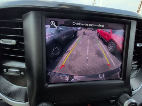 Used 2021 RAM 1500 Big Horn AWD/4WD image 18