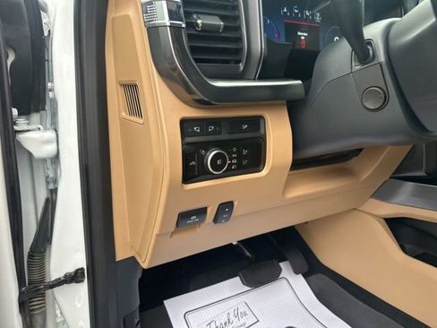 Used 2023 Ford F250 Lariat w/ Chrome Package AWD/4WD image 36