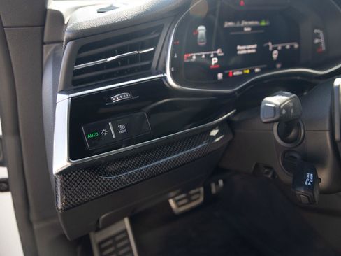 Used 2023 Audi SQ8 Premium Plus AWD/4WD image 22