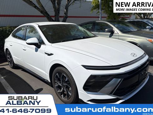 Used 2024 Hyundai Sonata SEL image 1