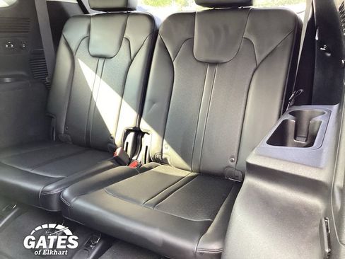 Used 2023 Kia Sorento S FWD image 17