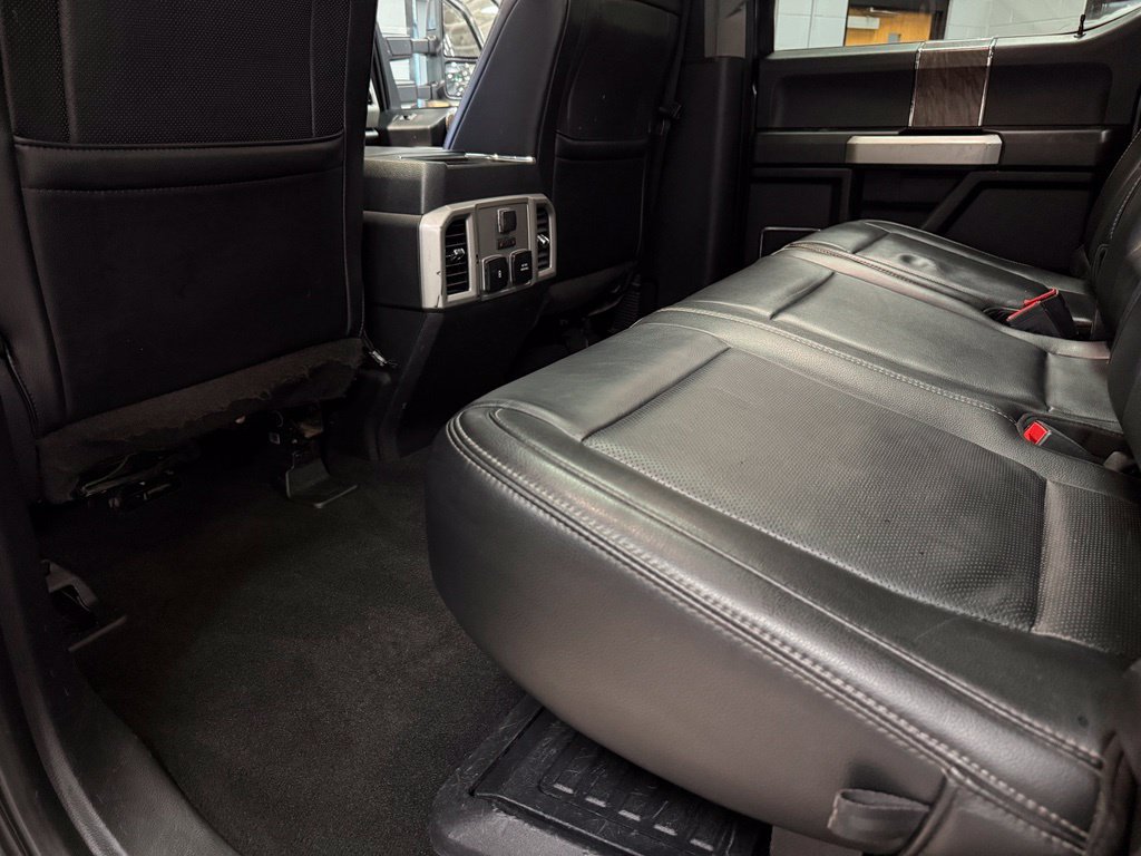 Used 2019 Ford F350 Lariat w/ Lariat Ultimate Package AWD/4WD image 24