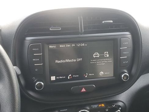 Used 2025 Kia Soul LX w/ LX Technology Package image 18