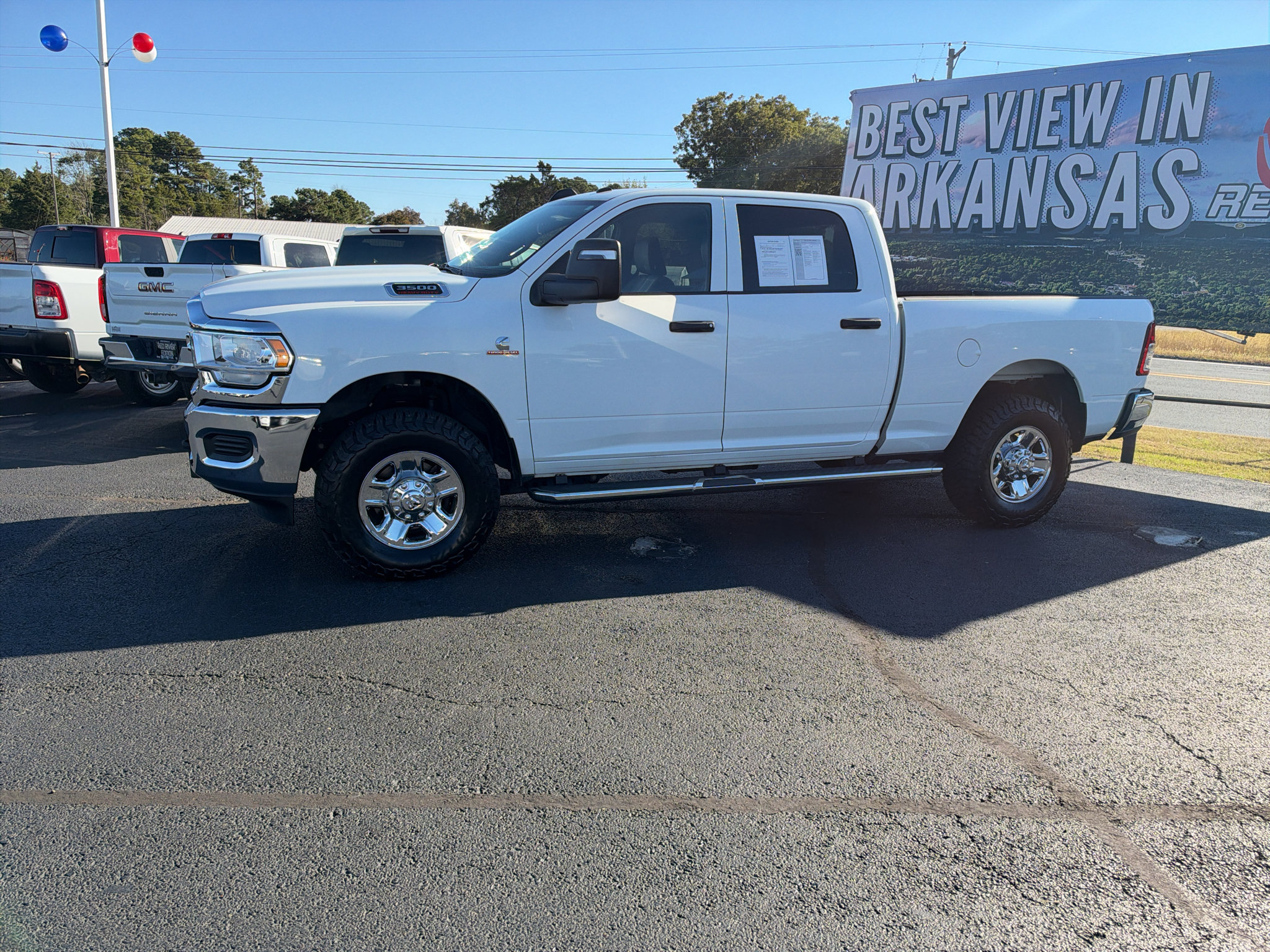 Used 2024 RAM 3500 Tradesman w/ Chrome Appearance Group AWD/4WD image 9