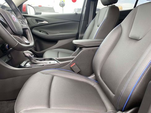 Used 2026 Buick Encore GX Sport Touring w/ Comfort Package FWD image 15
