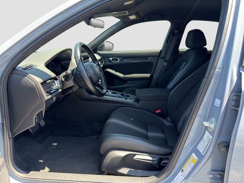 Used 2023 Honda Civic Sport image 9