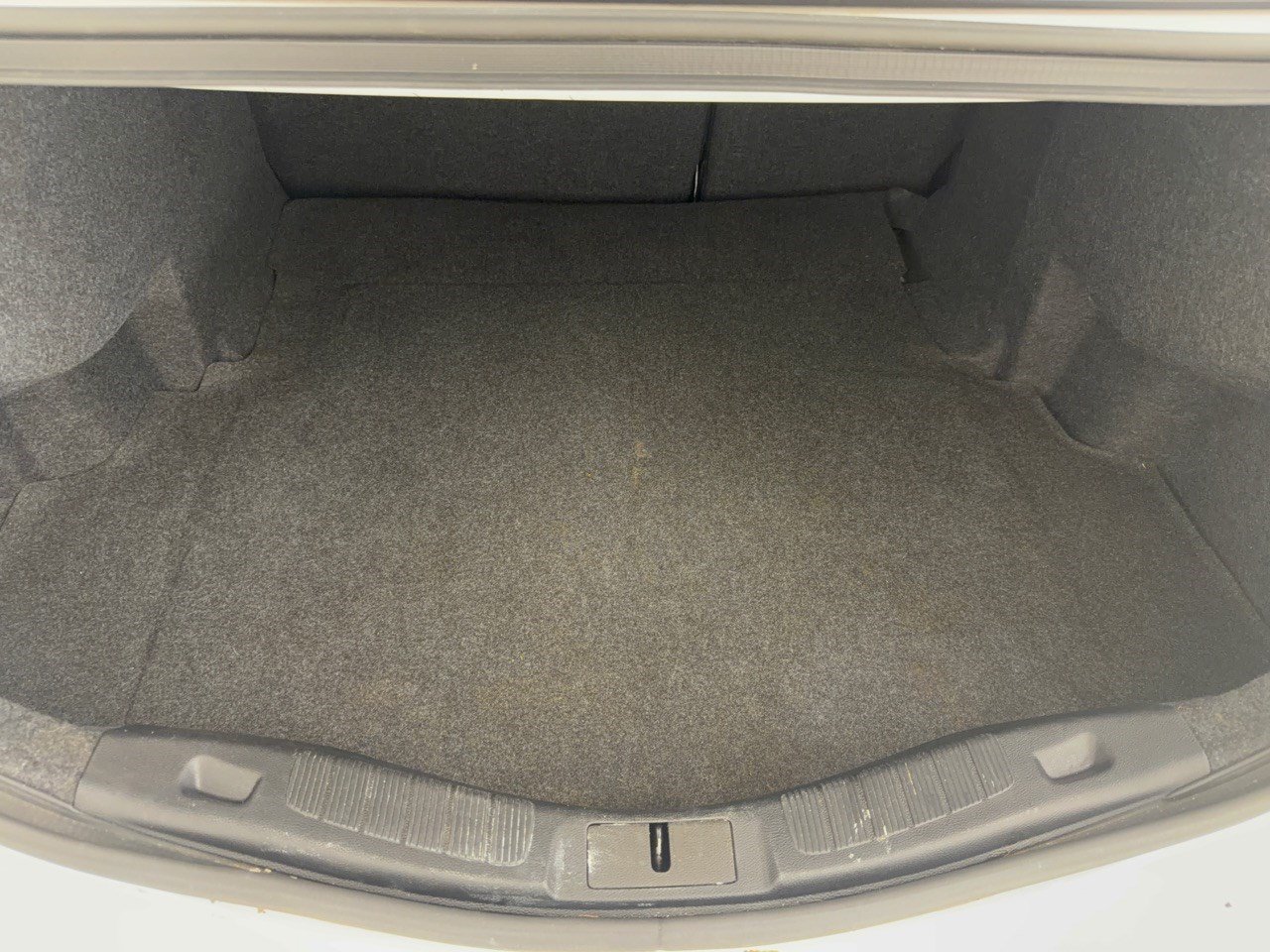 Certified 2019 Ford Fusion SE w/ Equipment Group 151A FWD image 28