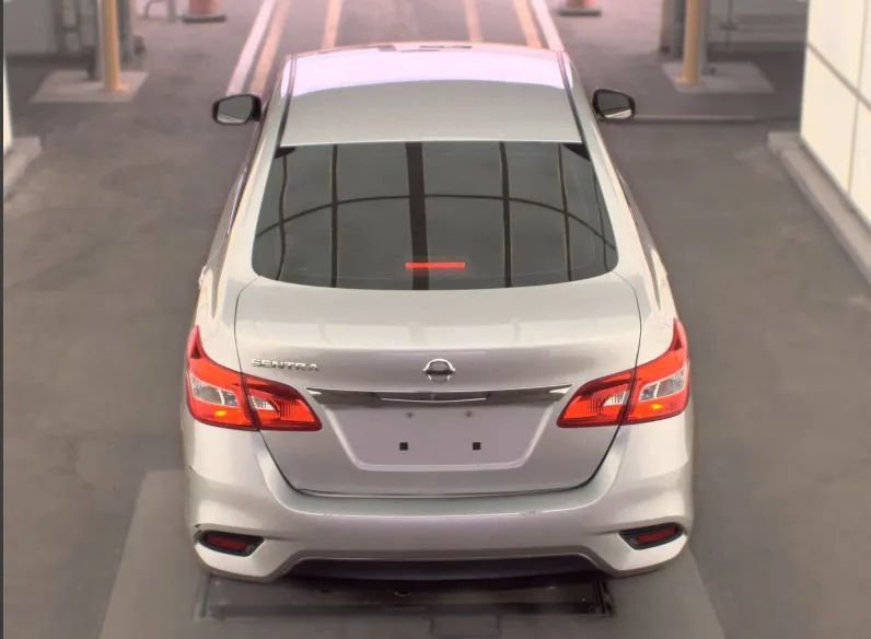 Used 2019 Nissan Sentra S FWD image 4