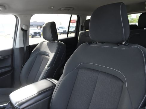 Used 2023 Jeep Grand Cherokee L Laredo RWD image 16