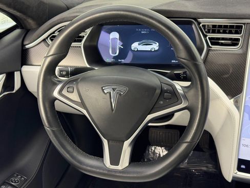 Used 2017 Tesla Model S 90D image 18