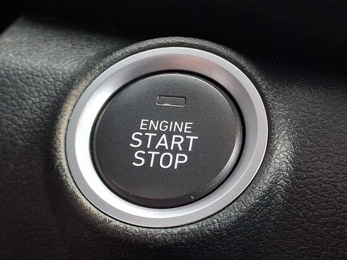 Used 2023 Hyundai Kona SEL AWD/4WD image 23