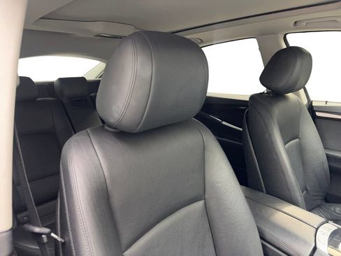 Used 2014 BMW 535i Gran Turismo RWD image 46