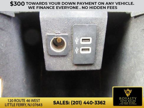 Used 2016 Lincoln Navigator Reserve image 34