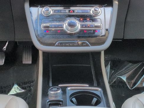 Certified 2020 Lincoln Corsair FWD image 19