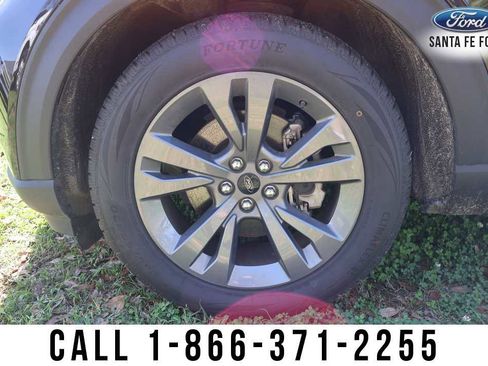 Used 2023 Ford Explorer XLT w/ Equipment Group 202A image 6