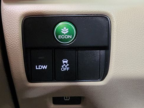 Used 2013 Honda Accord EX-L image 37