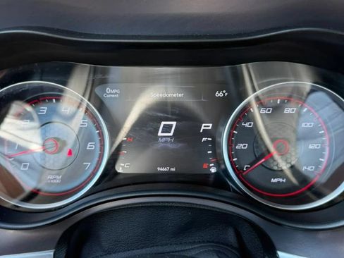 Used 2022 Dodge Charger SXT w/ Plus Group RWD image 13