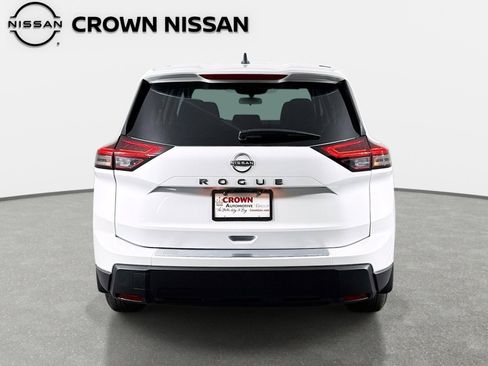 New 2026 Nissan Rogue SV FWD image 6