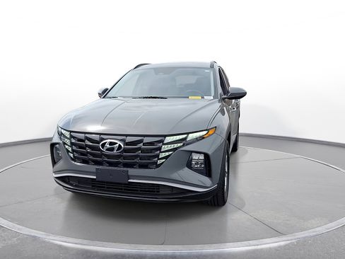 Used 2024 Hyundai Tucson SEL FWD image 3