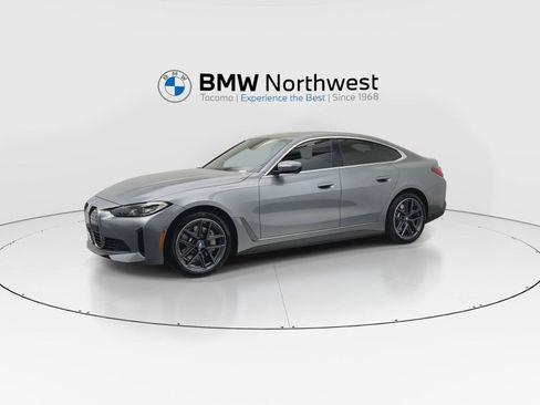 Used 2023 BMW i4 eDrive35 w/ Premium Package RWD image 10
