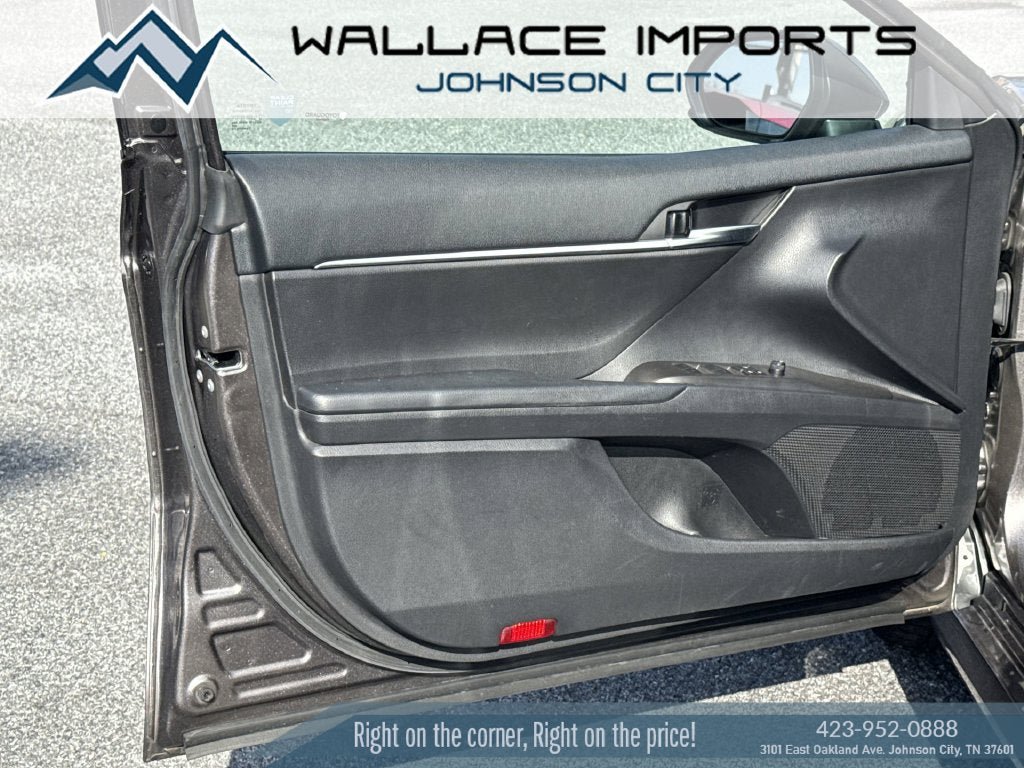 Used 2023 Toyota Camry LE FWD image 12