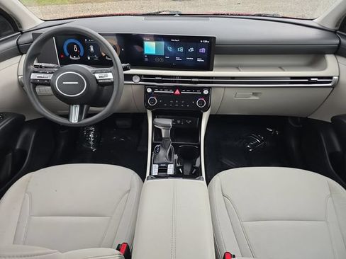 Used 2025 Hyundai Tucson SEL AWD/4WD image 9