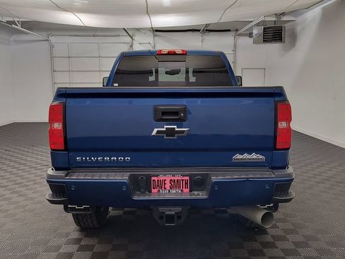 Used 2018 Chevrolet Silverado 2500 High Country AWD/4WD image 9