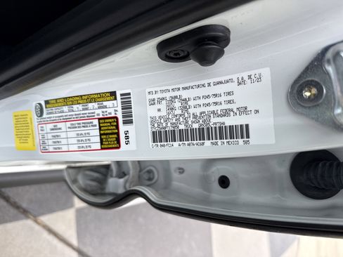 Used 2023 Toyota Tacoma SR5 w/ Technology Package image 36