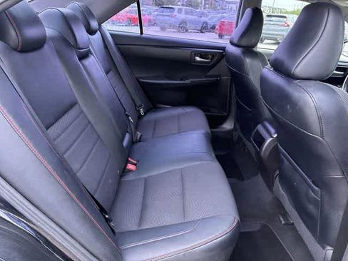 Used 2017 Toyota Camry SE FWD image 21