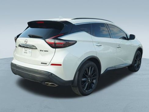 Used 2024 Nissan Murano SV w/ SV Midnight Edition Package image 8