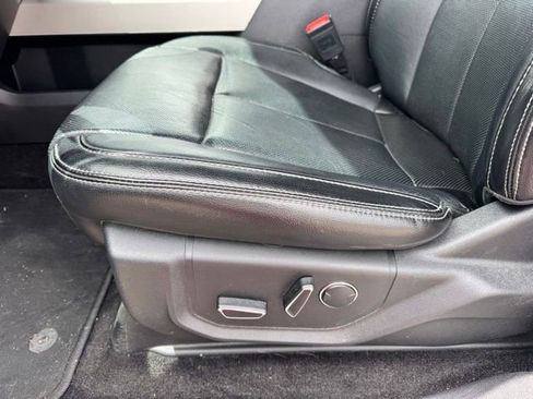 Used 2018 Ford F150 Lariat AWD/4WD image 14