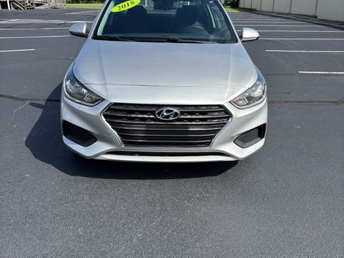 Used 2018 Hyundai Accent SE FWD image 1