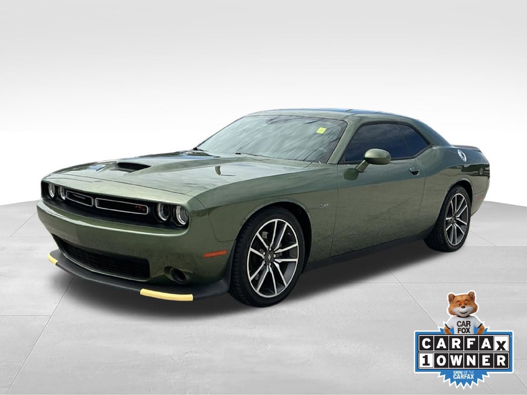 Used 2023 Dodge Challenger R/T RWD image 1