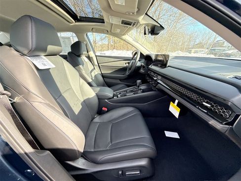 New 2025 Honda Accord EX-L image 25