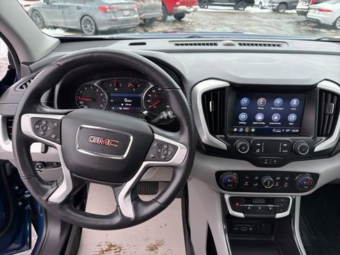 Used 2022 GMC Terrain SLT image 14