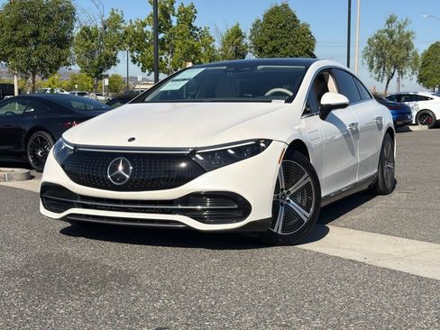 Used 2022 Mercedes-Benz EQS 450+ Sedan image 2