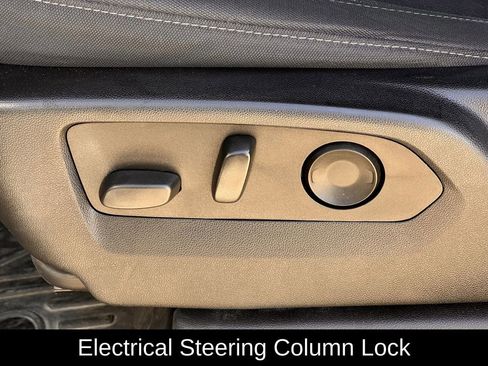 Used 2022 Chevrolet Silverado 1500 LT image 28