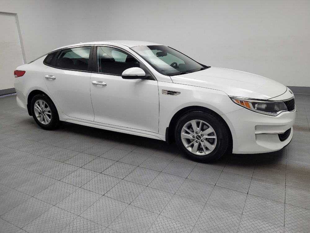 Used 2017 Kia Optima LX FWD image 11