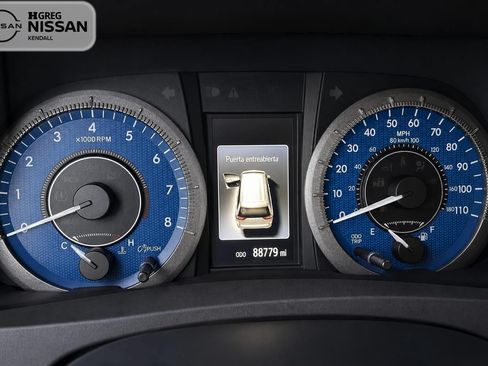 Used 2018 Toyota Sienna XLE w/ XLE Navigation Package FWD image 10