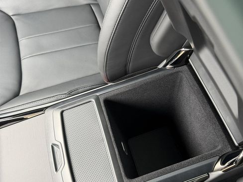 Used 2025 Land Rover Range Rover Sport Dynamic SE image 26